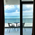 Mamaia-nordcom Exclusiviste Mmd דירה *
